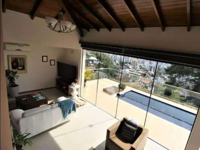 Casa / Sobrado para Venda em Florianópolis/SC Centro 4 Quartos