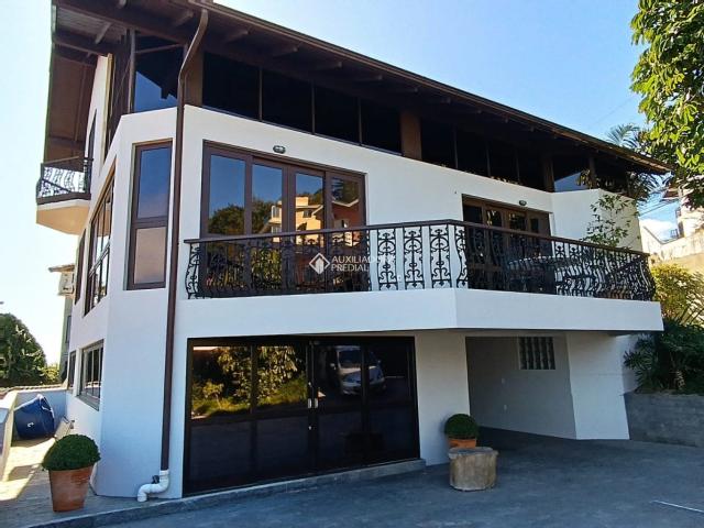 Casa / Sobrado para Venda em Florianópolis/SC Centro 4 Quartos