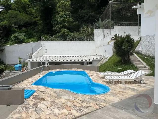 Casa / Sobrado para Venda em Florianópolis/SC Centro 4 Quartos