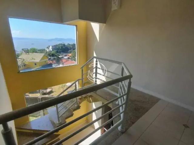 Casa / Sobrado para Venda em Florianópolis/SC Centro 4 Quartos