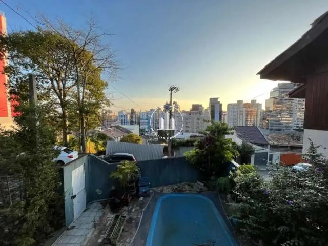 Casa / Sobrado para Venda em Florianópolis/SC Centro 5 Quartos