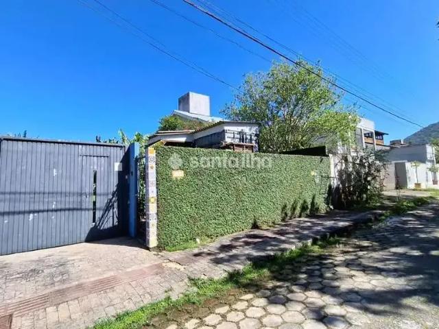 Casa / Sobrado para Venda em Florianópolis/SC Açores 3 Quartos