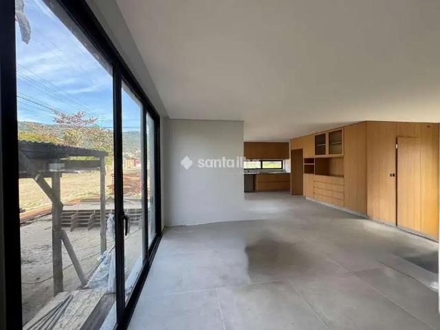 Casa / Sobrado para Venda em Florianópolis/SC Açores 3 Quartos