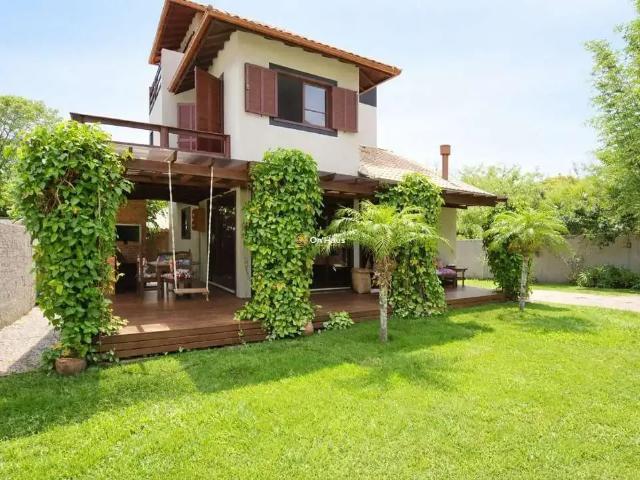 Casa / Sobrado para Venda em Florianópolis/SC Açores 3 Quartos