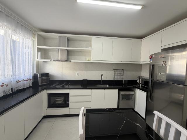 Casa / Sobrado para Venda em Florianópolis/SC Abraão 2 Quartos