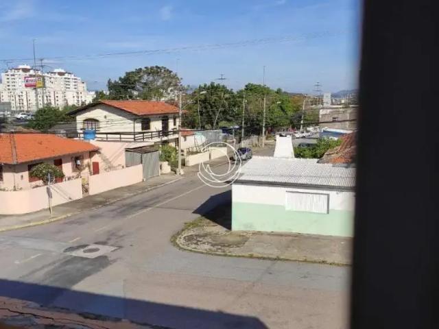 Casa / Sobrado para Venda em Florianópolis/SC Abraão 4 Quartos
