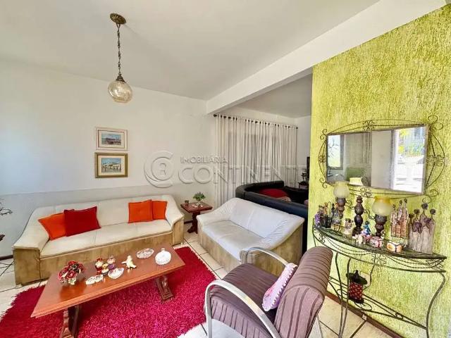 Casa / Sobrado para Venda em Florianópolis/SC Abraão 5 Quartos