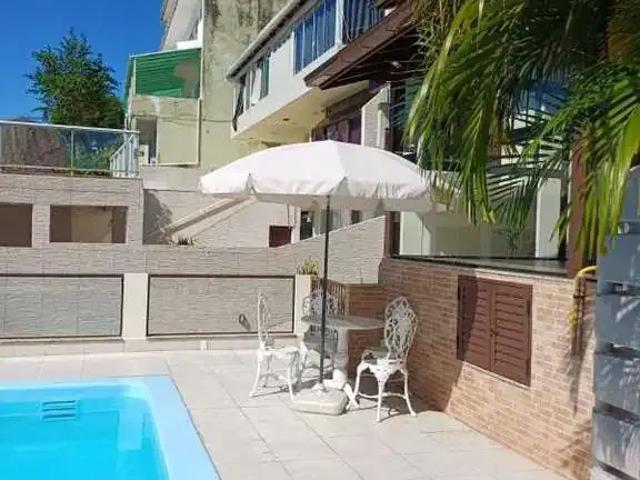 Casa / Sobrado para Venda em Florianópolis/SC Abraão 5 Quartos