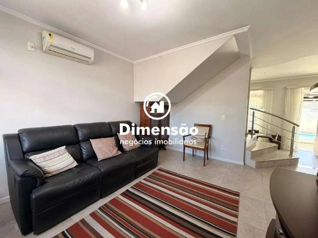 Casa / Sobrado para Venda em Florianópolis/SC Agronômica 4 Quartos