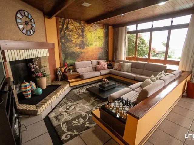Casa / Sobrado para Venda em Florianópolis/SC Agronômica 4 Quartos