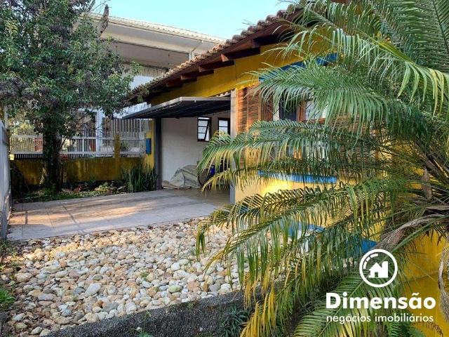 Casa / Sobrado para Venda em Florianópolis/SC Agronômica 5 Quartos