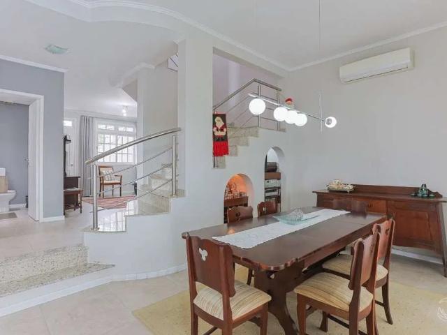 Casa / Sobrado para Venda em Florianópolis/SC Agronômica 3 Quartos