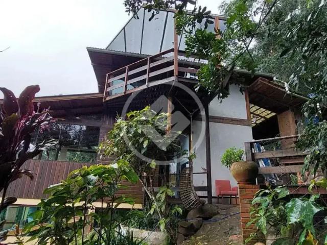 Casa / Sobrado para Venda em Florianópolis/SC Armação do Pântano do Sul 2 Quartos