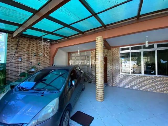 Casa / Sobrado para Venda em Florianópolis/SC Armação 3 Quartos