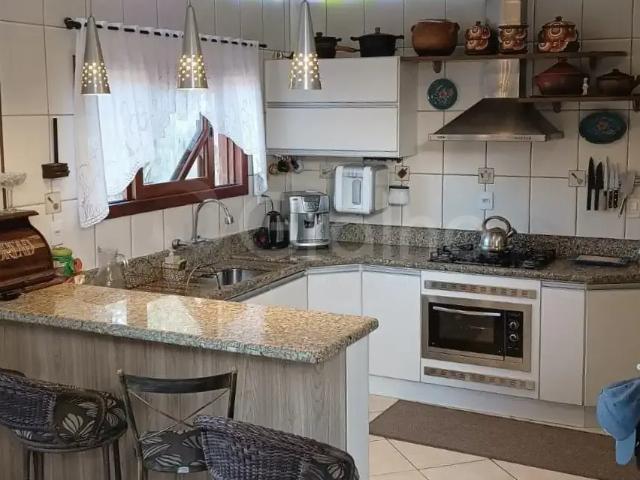 Casa / Sobrado para Venda em Florianópolis/SC Armação do Pântano do Sul 3 Quartos