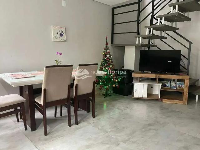 Casa / Sobrado para Venda em Florianópolis/SC Armação 3 Quartos