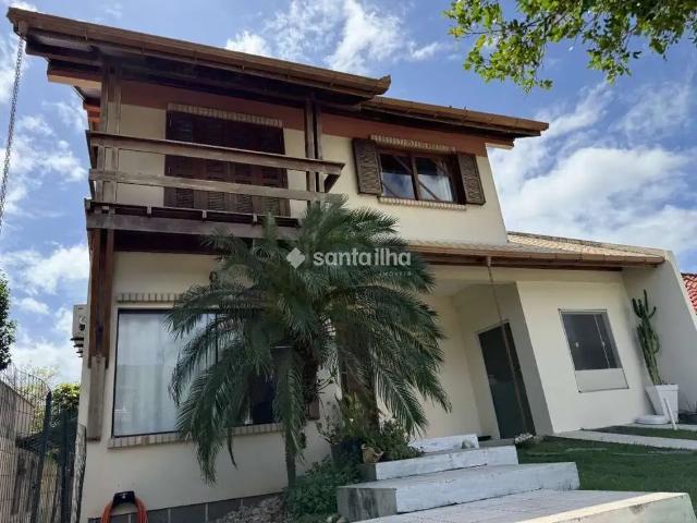 Casa / Sobrado para Venda em Florianópolis/SC Armação 3 Quartos