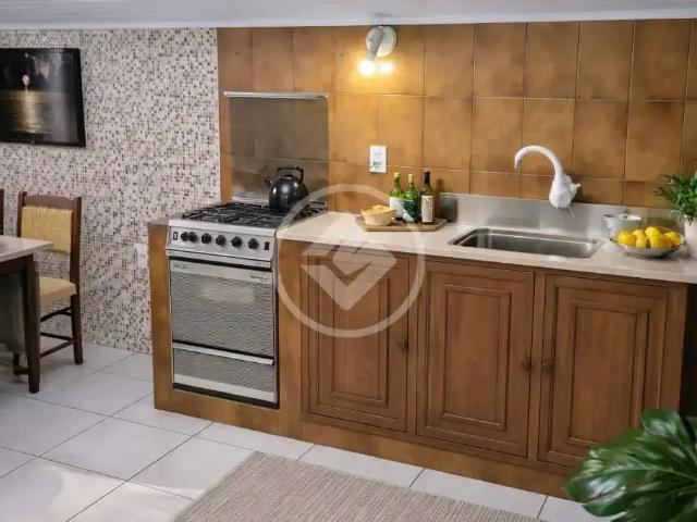 Casa / Sobrado para Venda em Florianópolis/SC Armação do Pântano do Sul 4 Quartos