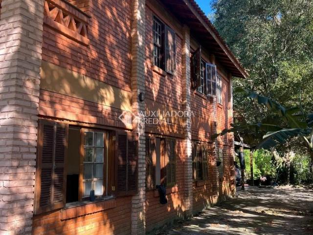 Casa / Sobrado para Venda em Florianópolis/SC Armação do Pântano do Sul 6 Quartos