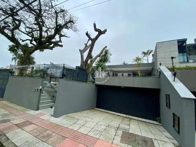 Casa / Sobrado para Venda em Florianópolis/SC Bom Abrigo 4 Quartos