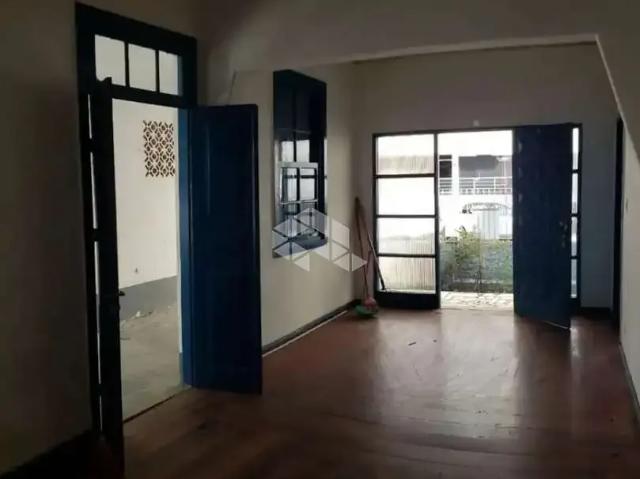 Casa / Sobrado para Venda em Florianópolis/SC Balneário 3 Quartos
