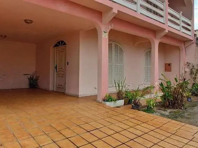 Casa / Sobrado para Venda em Florianópolis/SC Balneário 4 Quartos