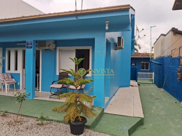 Casa / Sobrado para Venda em Florianópolis/SC Barra da Lagoa 3 Quartos