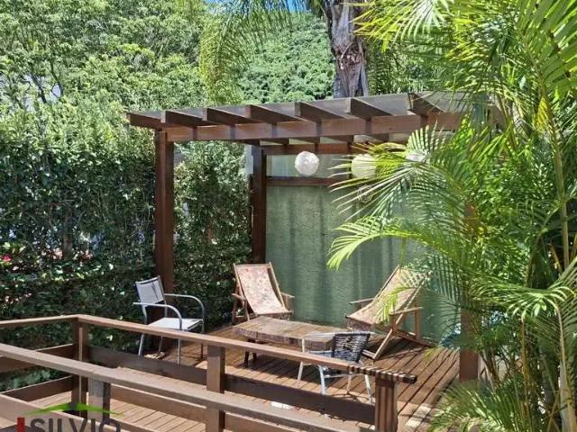Casa / Sobrado para Venda em Florianópolis/SC Barra da Lagoa 2 Quartos