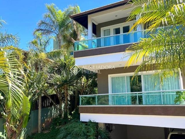 Casa / Sobrado para Venda em Florianópolis/SC Barra da Lagoa 4 Quartos