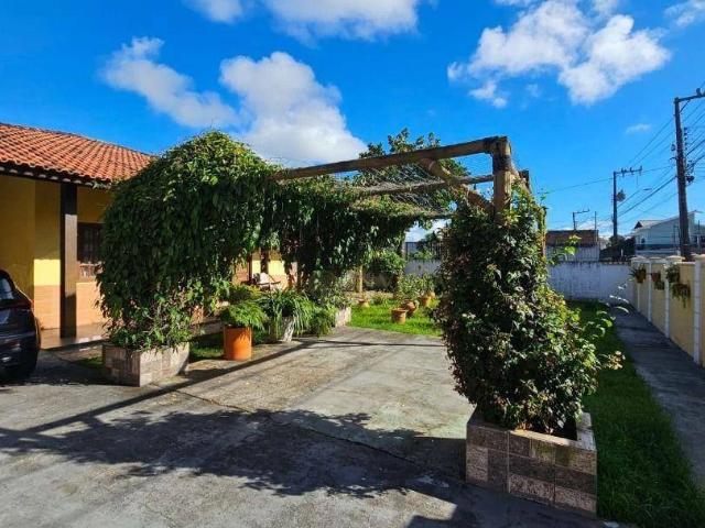 Casa / Sobrado para Venda em Florianópolis/SC Barra da Lagoa 4 Quartos