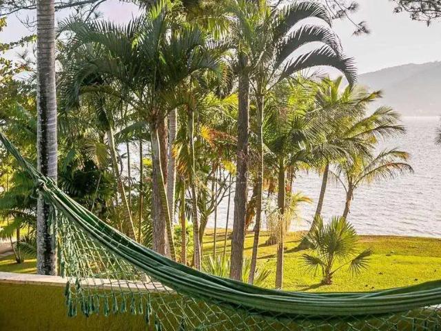 Casa / Sobrado para Venda em Florianópolis/SC Barra da Lagoa 4 Quartos