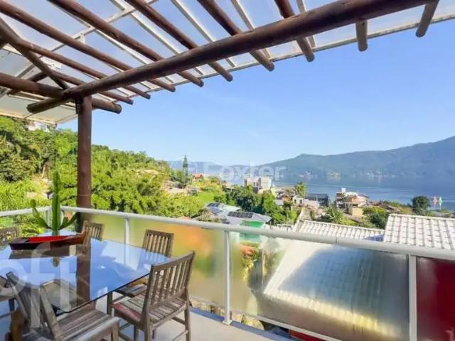 Casa / Sobrado para Venda em Florianópolis/SC Barra da Lagoa 4 Quartos
