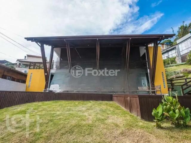 Casa / Sobrado para Venda em Florianópolis/SC Barra da Lagoa 6 Quartos