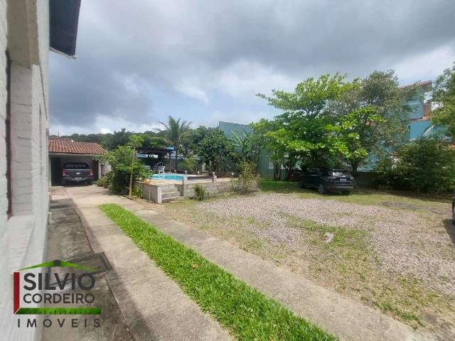 Casa / Sobrado para Venda em Florianópolis/SC Barra da Lagoa 6 Quartos