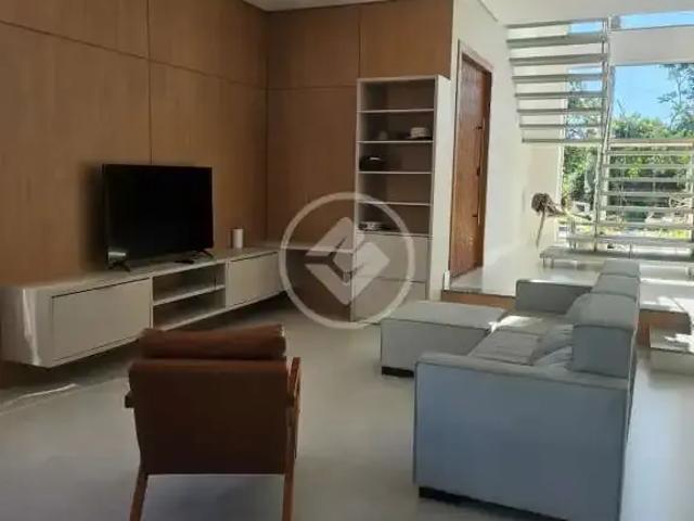 Casa / Sobrado para Venda em Florianópolis/SC Daniela 5 Quartos