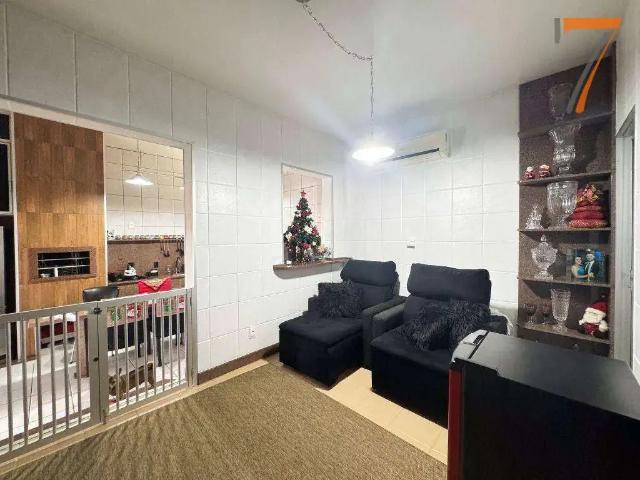 Casa / Sobrado para Venda em Florianópolis/SC Estreito 3 Quartos