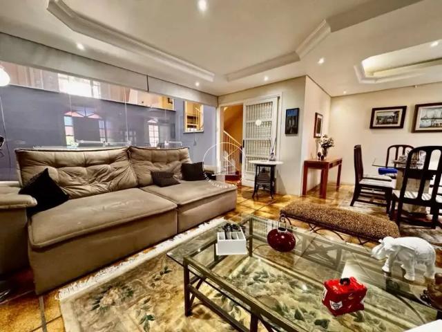 Casa / Sobrado para Venda em Florianópolis/SC Estreito 4 Quartos
