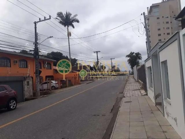 Casa / Sobrado para Venda em Florianópolis/SC Estreito 4 Quartos