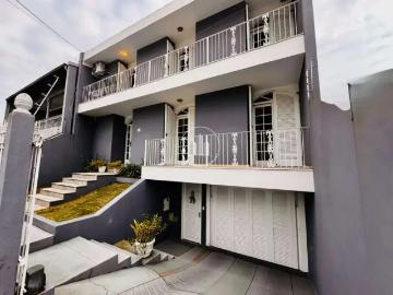 Casa / Sobrado para Venda em Florianópolis/SC Estreito 4 Quartos