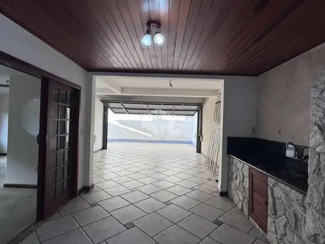Casa / Sobrado para Venda em Florianópolis/SC Estreito 4 Quartos