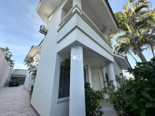 Casa / Sobrado para Venda em Florianópolis/SC Estreito 4 Quartos