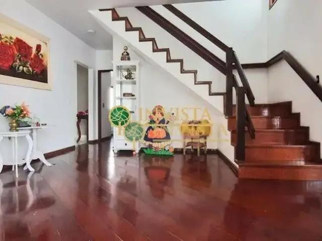 Casa / Sobrado para Venda em Florianópolis/SC Estreito 5 Quartos