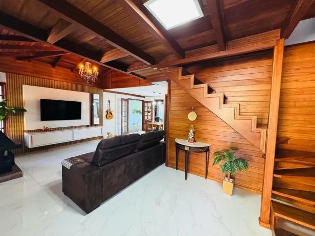 Casa / Sobrado para Venda em Florianópolis/SC Ingleses 3 Quartos