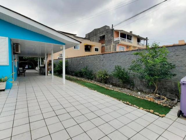 Casa / Sobrado para Venda em Florianópolis/SC Ingleses 2 Quartos