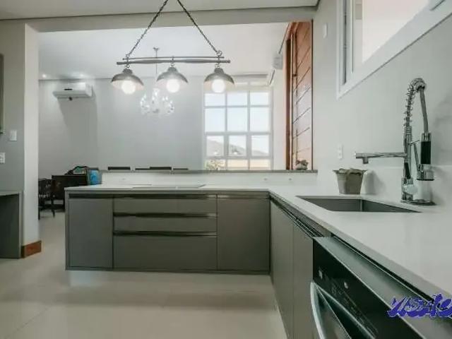 Casa / Sobrado para Venda em Florianópolis/SC Ingleses 4 Quartos