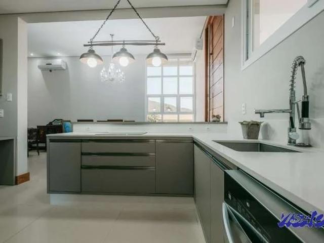 Casa / Sobrado para Venda em Florianópolis/SC Ingleses 4 Quartos