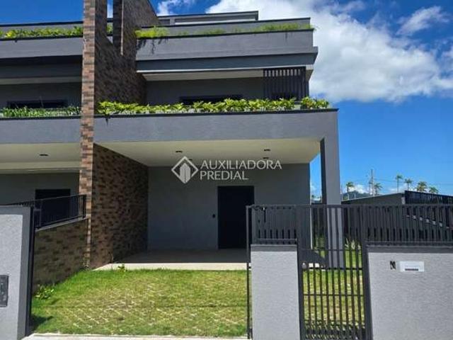 Casa / Sobrado para Venda em Florianópolis/SC Ingleses do Rio Vermelho 3 Quartos