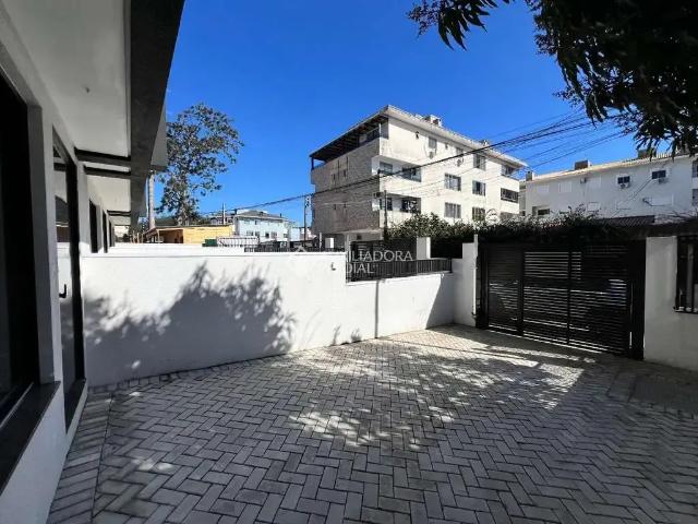 Casa / Sobrado para Venda em Florianópolis/SC Ingleses do Rio Vermelho 3 Quartos