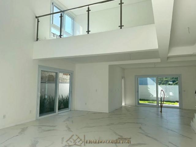 Casa / Sobrado para Venda em Florianópolis/SC Ingleses do Rio Vermelho 4 Quartos