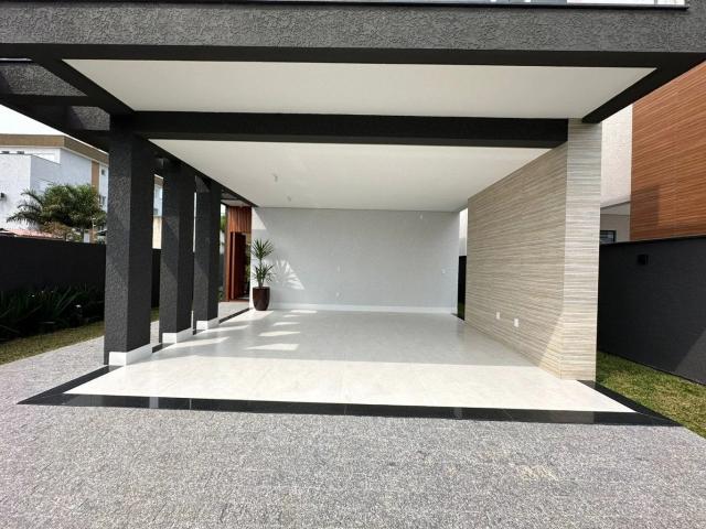 Casa / Sobrado para Venda em Florianópolis/SC Ingleses do Rio Vermelho 4 Quartos